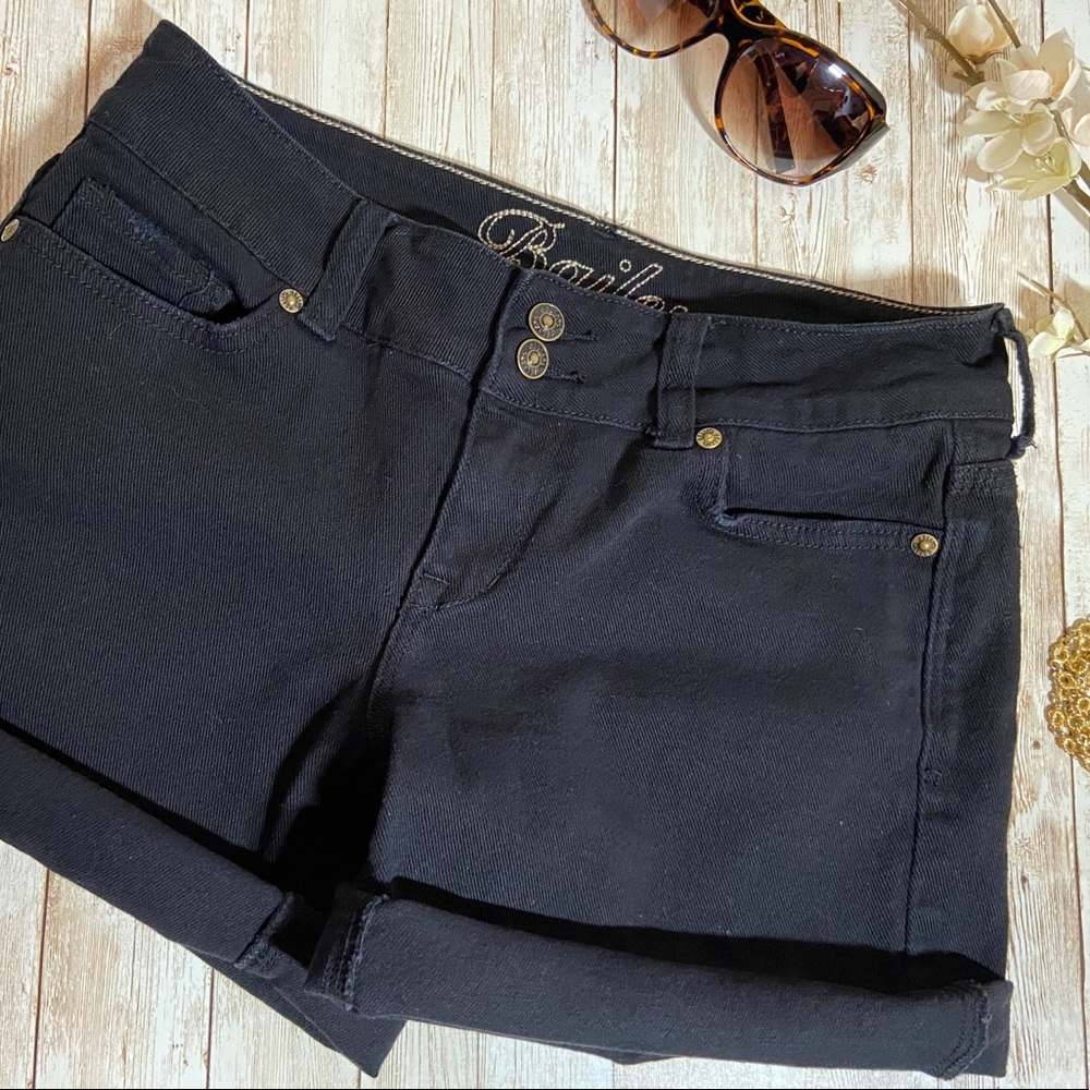dELiA*s Bailey Raw Hem Jean Shorts in Black 7 / 8